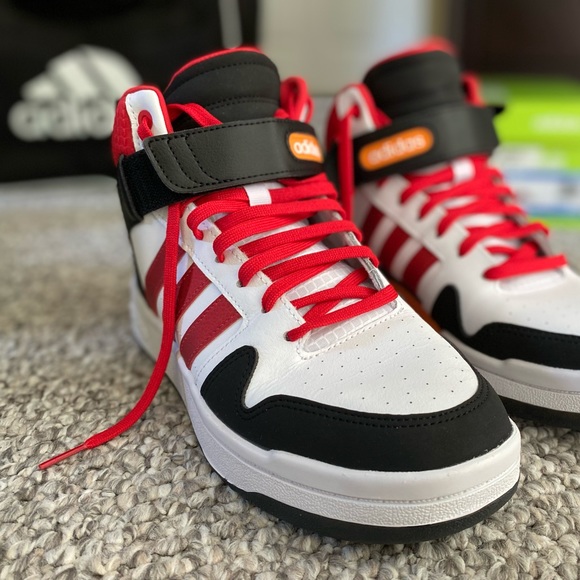 ADIDAS Neo Men’s Basketball Shoes (Size 9) - Picture 4 of 4